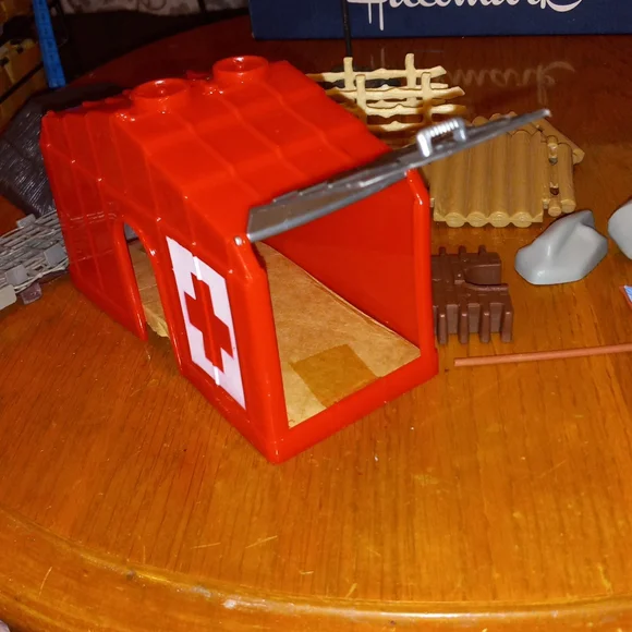 28 Army War play set. A06 - Picture 6 of 6